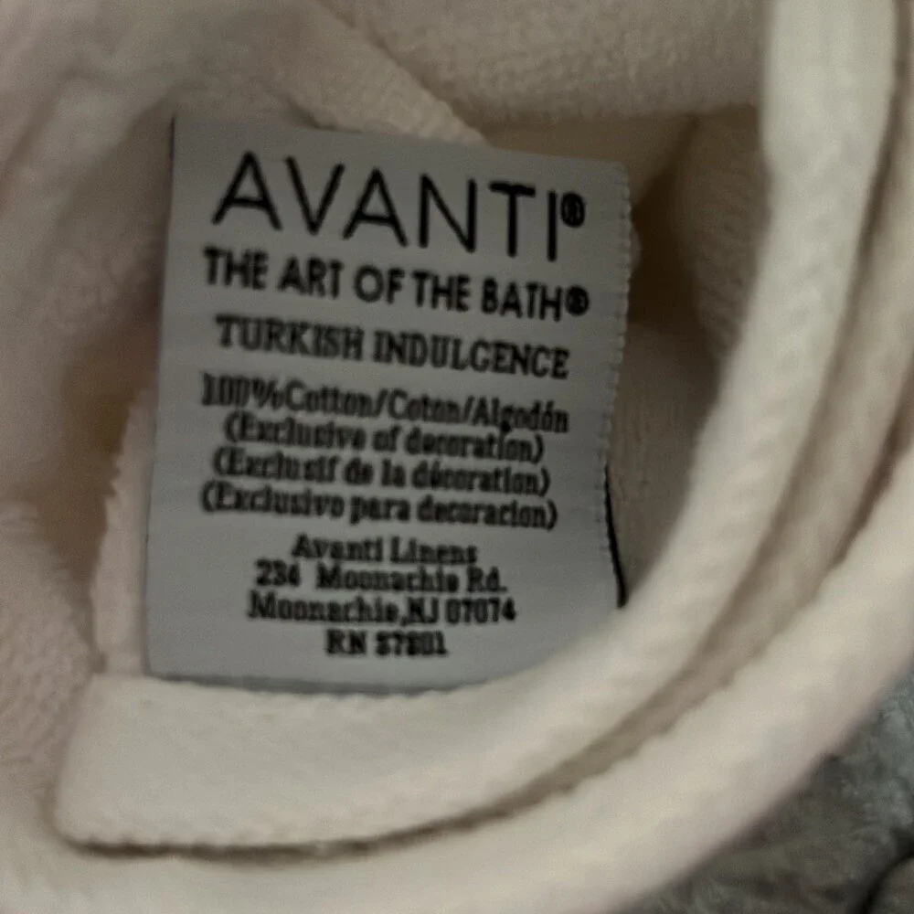Avanti brand new